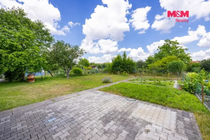 Prodej zahrady, Pardubice - Nové Jesenčany, 284 m2