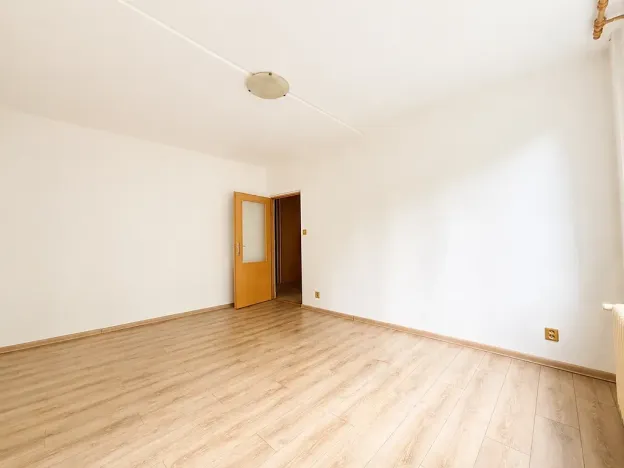 Pronájem bytu 2+1, Karlovy Vary, Plešivecká, 52 m2
