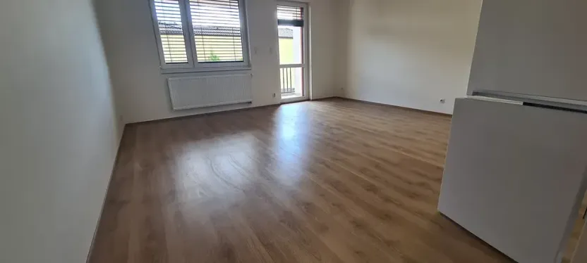 Pronájem bytu 2+kk, Praha - Dolní Chabry, Do rybníčků, 62 m2