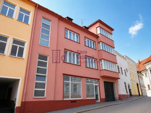 Pronájem bytu 1+kk, Jindřichův Hradec - Jindřichův Hradec I, Komenského, 27 m2
