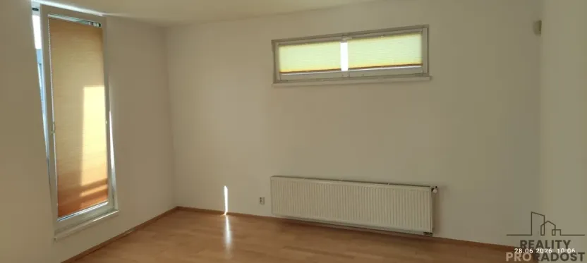 Pronájem bytu 2+kk, Praha, Raichlova, 65 m2