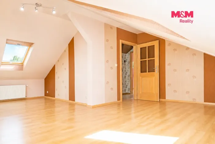 Pronájem bytu 4+kk, Karlovy Vary - Tašovice, Česká, 120 m2