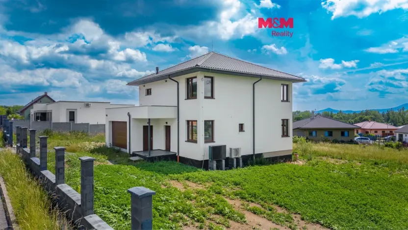 Prodej rodinného domu, Krupka - Vrchoslav, Slunečná, 200 m2
