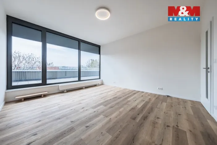 Pronájem obchodního prostoru, Praha - Petrovice, Ohmova, 44 m2