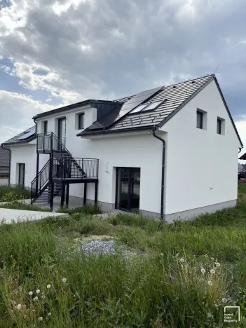 Prodej rodinného domu, Frymburk, 240 m2