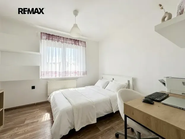 Prodej bytu 4+kk, Dubno, 72 m2