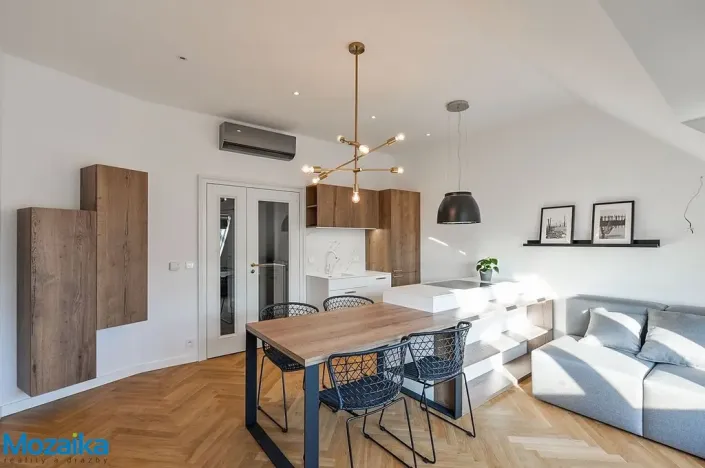 Pronájem bytu 2+kk, Praha - Žižkov, U Rajské zahrady, 51 m2