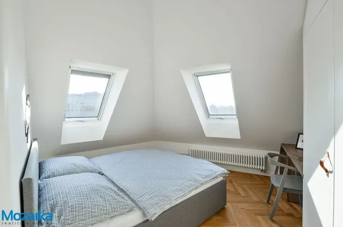 Pronájem bytu 2+kk, Praha - Žižkov, U Rajské zahrady, 51 m2
