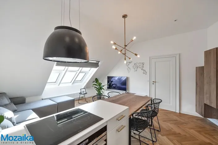 Pronájem bytu 2+kk, Praha - Žižkov, U Rajské zahrady, 51 m2