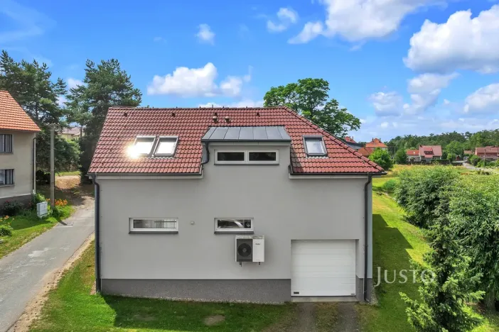Prodej bytu 4+kk, Býkev, 128 m2