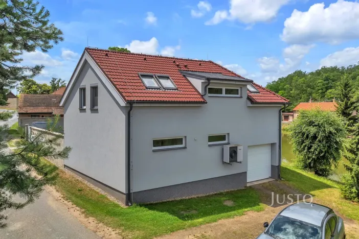 Prodej bytu 4+kk, Býkev, 128 m2