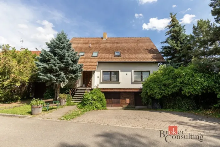 Prodej rodinného domu, Hodonice, 402 m2