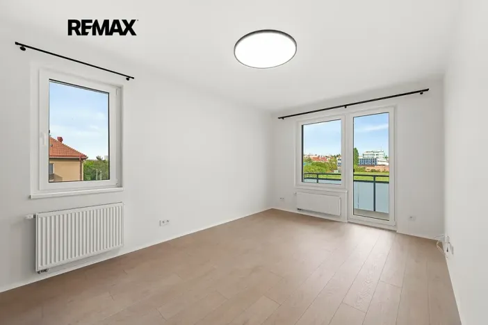 Pronájem bytu 2+kk, Praha - Strašnice, Strančická, 48 m2