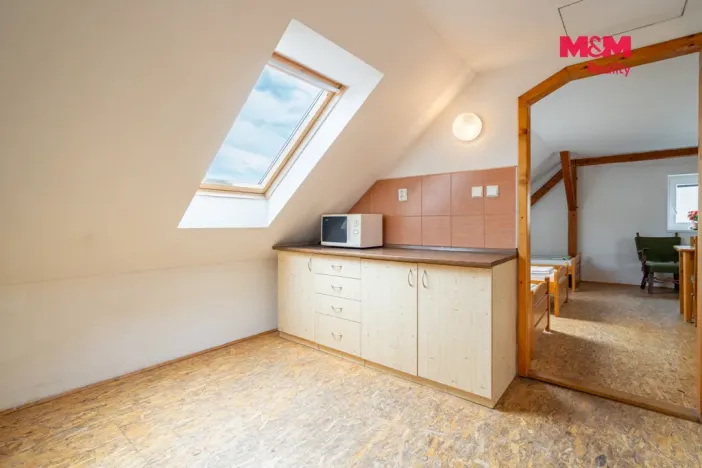 Prodej rodinného domu, Nová Bystřice - Albeř, 187 m2