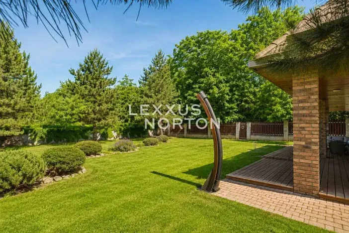 Prodej rodinného domu, Zvole, Hlavní, 378 m2