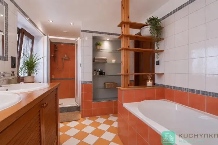 Prodej rodinného domu, Košťany, Na Hampuši, 265 m2