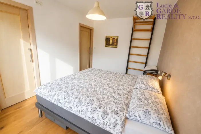 Prodej bytu 3+kk, Sedlčany, Sokolovská, 69 m2