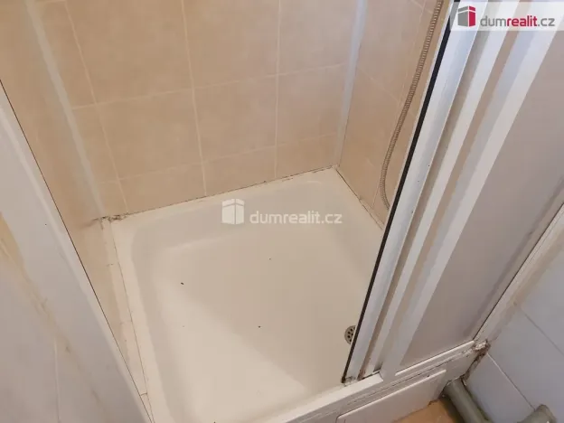 Pronájem bytu 1+1, Děčín - Děčín III-Staré Město, Březová, 32 m2