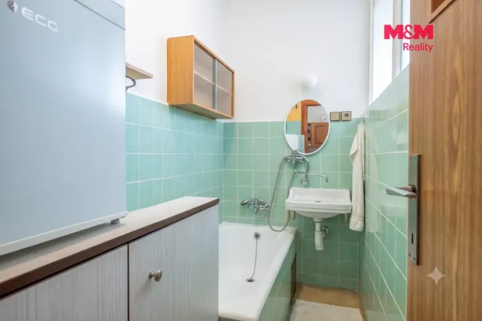 Prodej rodinného domu, Vyšší Brod - Těchoraz, 230 m2