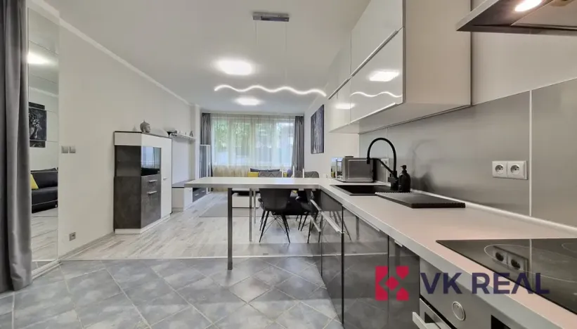 Pronájem bytu 2+kk, Praha - Vokovice, Lužná, 70 m2