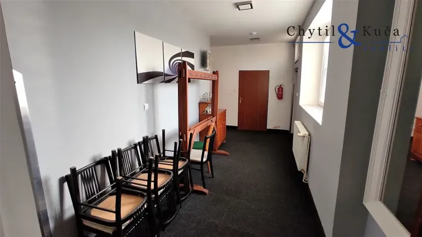 Pronájem restaurace, Stará Ves, 220 m2