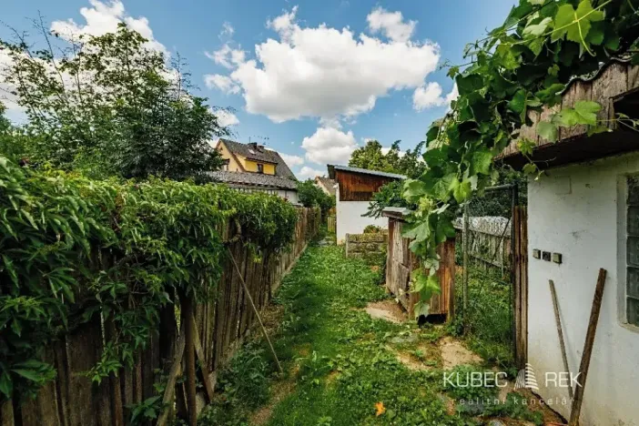Prodej obchodního prostoru, Tábor, Jihlavská, 330 m2