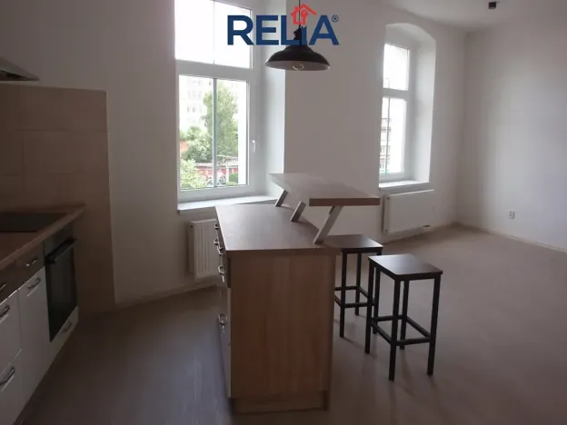 Pronájem bytu 1+kk, Liberec, Na Perštýně, 47 m2