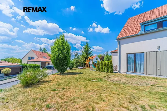 Prodej rodinného domu, Lidice, Starosty Hejmy, 148 m2