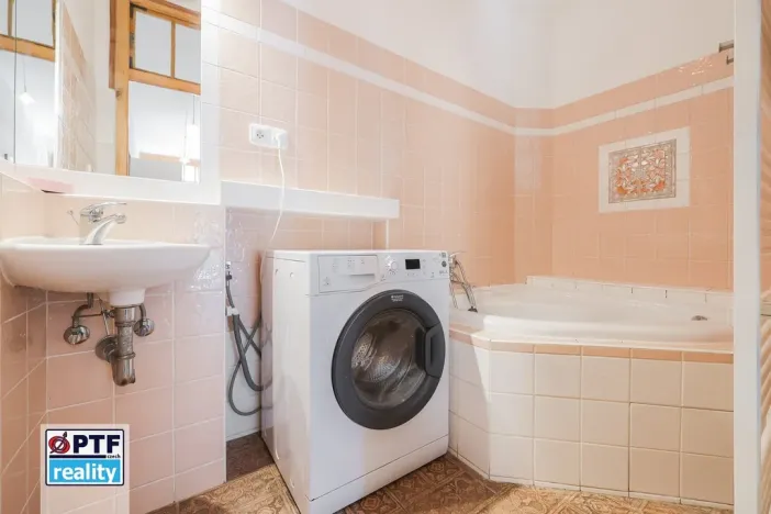 Pronájem bytu 2+kk, Plzeň, Borská, 80 m2