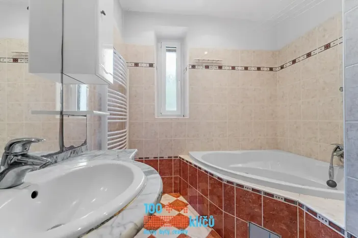 Prodej ubytování, Praha - Michle, V zápolí, 211 m2