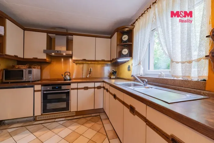 Prodej rodinného domu, Krajková, 153 m2