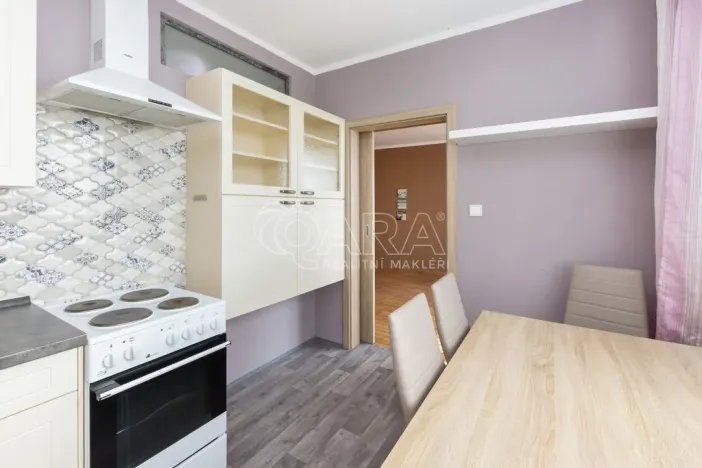 Pronájem bytu 1+1, Tábor, Jesenského, 42 m2