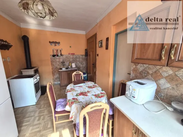 Prodej bytu 3+1, Hanušovice, Hlavní, 83 m2