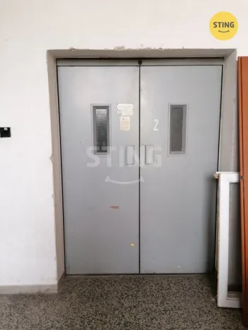 Pronájem obchodního prostoru, Prostějov, Plumlovská, 500 m2