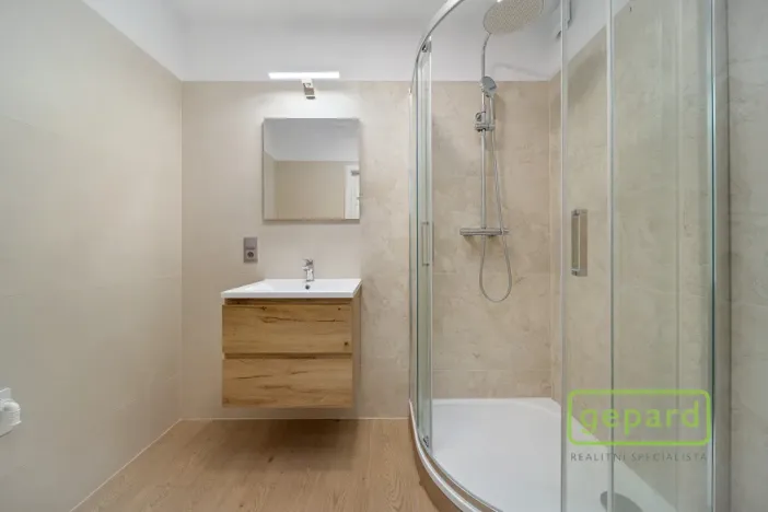 Prodej bytu 3+kk, Pardubice, Bělehradská, 63 m2