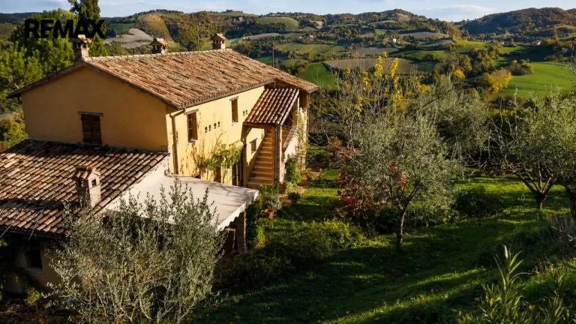 Prodej bytu 3+1, ,Monteguiduccio,Itálie, 180 m2