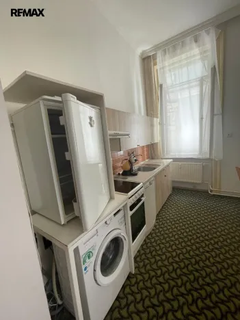 Pronájem bytu 2+1, Karlovy Vary, Tržiště, 59 m2
