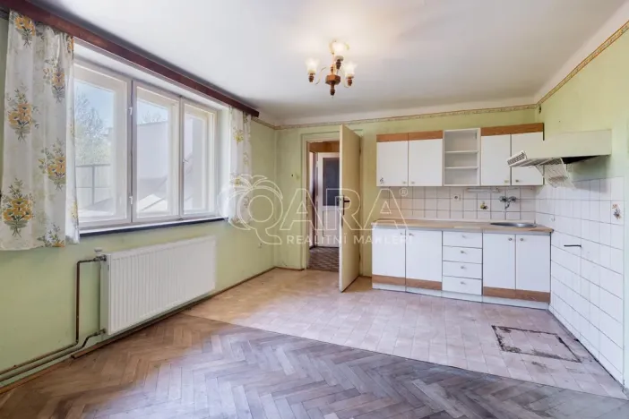 Prodej rodinného domu, Kostelec nad Černými lesy - Kostelec nad Černými Lesy, Jánské náměstí, 170 m2