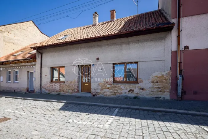 Prodej rodinného domu, Kostelec nad Černými lesy - Kostelec nad Černými Lesy, Jánské náměstí, 170 m2