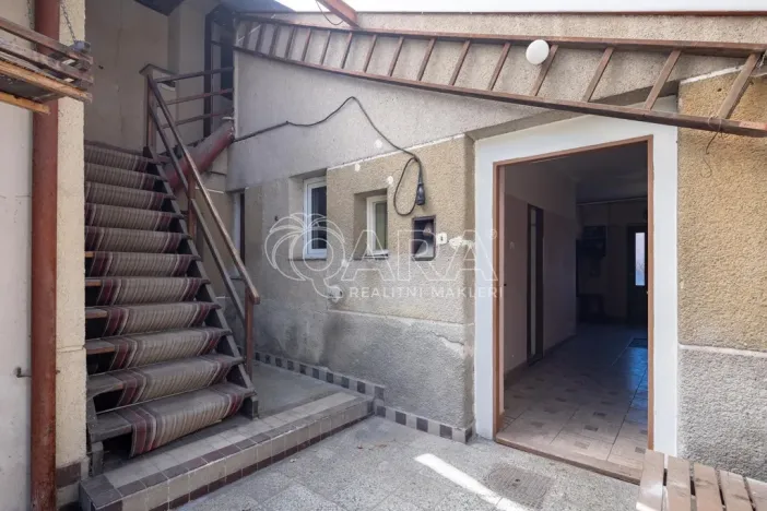 Prodej rodinného domu, Kostelec nad Černými lesy - Kostelec nad Černými Lesy, Jánské náměstí, 170 m2