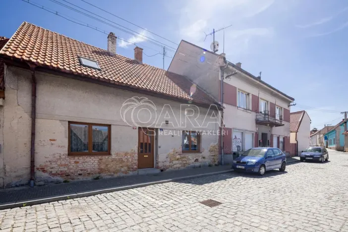 Prodej rodinného domu, Kostelec nad Černými lesy - Kostelec nad Černými Lesy, Jánské náměstí, 170 m2