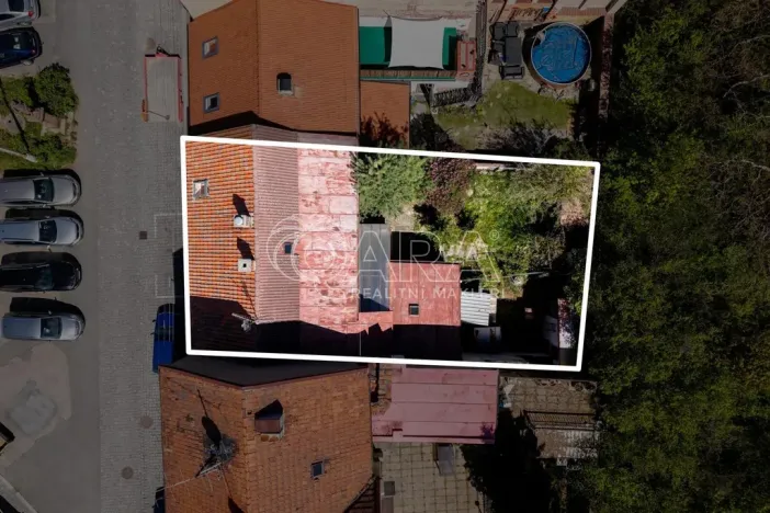 Prodej rodinného domu, Kostelec nad Černými lesy - Kostelec nad Černými Lesy, Jánské náměstí, 170 m2