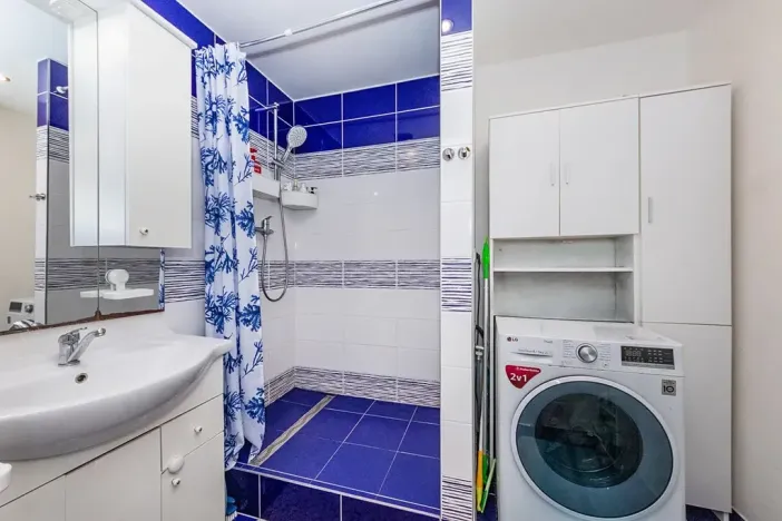 Prodej bytu 3+1, Praha - Modřany, Pertoldova, 65 m2