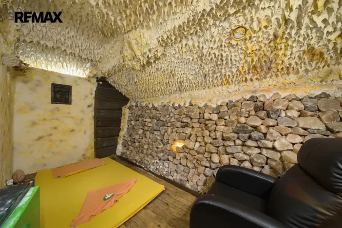 Prodej obchodního prostoru, Karlovy Vary, Jugoslávská, 410 m2