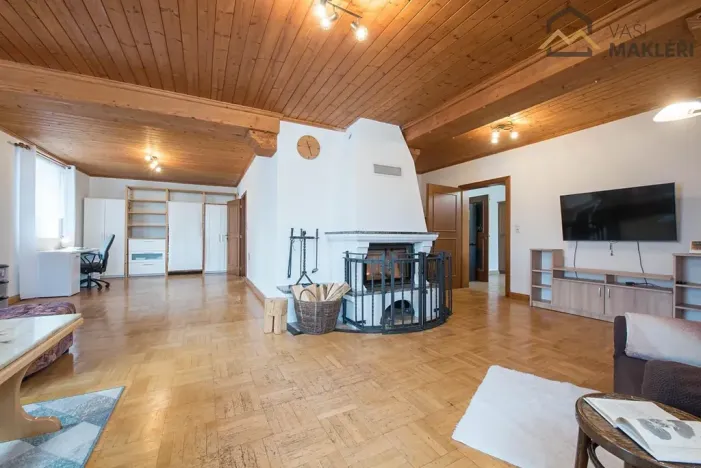 Prodej rodinného domu, Vlkanov, 280 m2