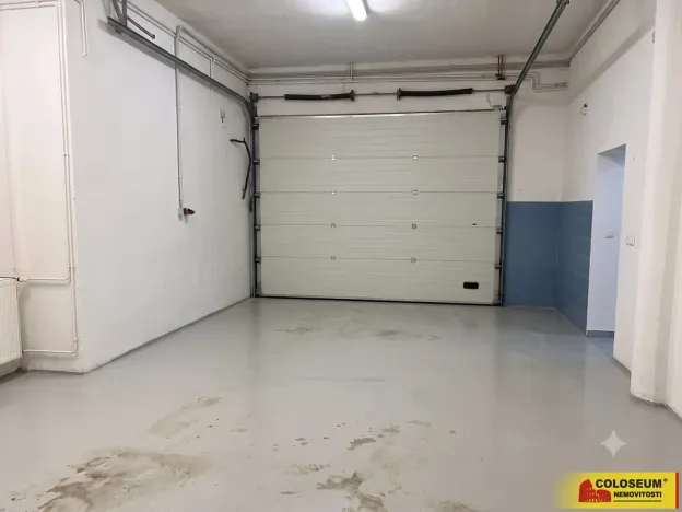 Pronájem skladu, Brno - Husovice, 240 m2