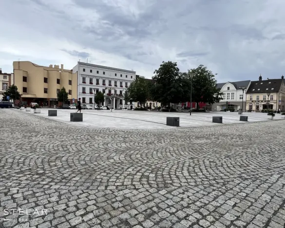 Pronájem obchodního prostoru, Hlučín, Mírové náměstí, 127 m2