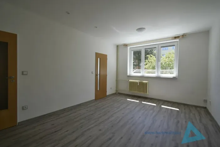 Pronájem bytu 2+1, Nová Paka, U Studénky, 53 m2