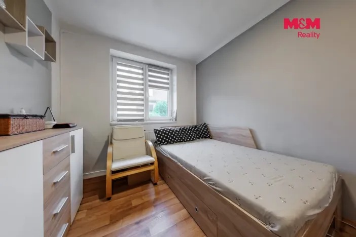 Prodej rodinného domu, Karlovy Vary - Dvory, V Lučinách, 330 m2