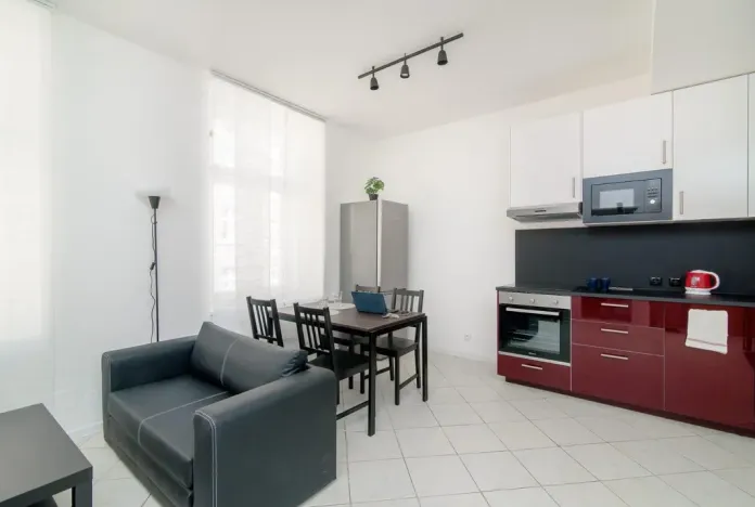 Pronájem bytu 2+kk, Praha - Karlín, Sokolovská, 50 m2